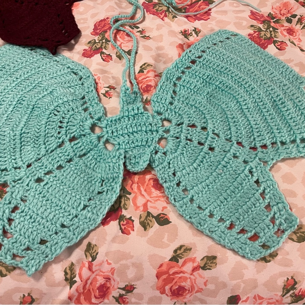 Butterfly top